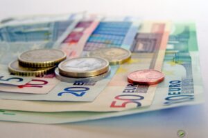 E-kantory w Polsce – czy warto wymieniać tam waluty?